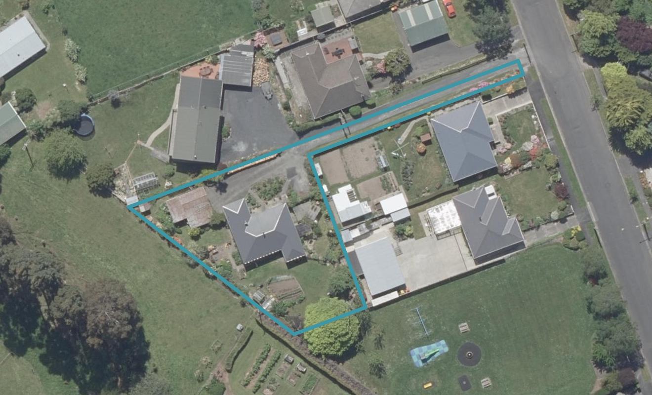16 Lambert Street, Abbotsford, Dunedin - Carousel 1