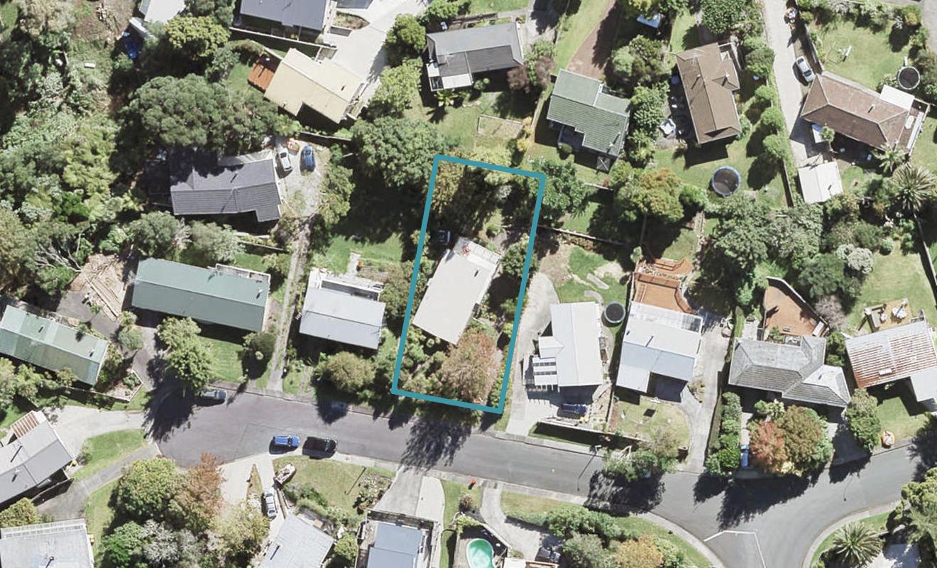 12 Idyll Place, Northcross, Auckland - Carousel 1