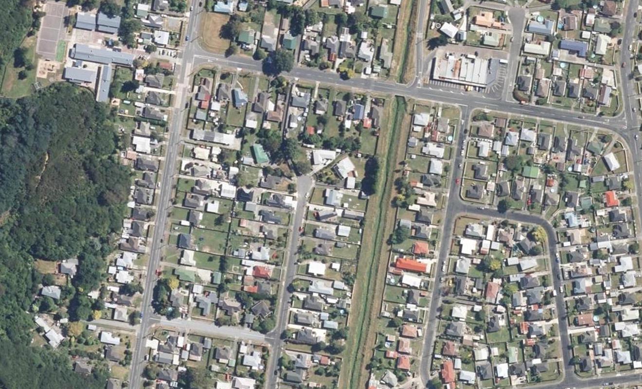 80 Westminster Road, Wainuiomata, Lower Hutt - Carousel 1