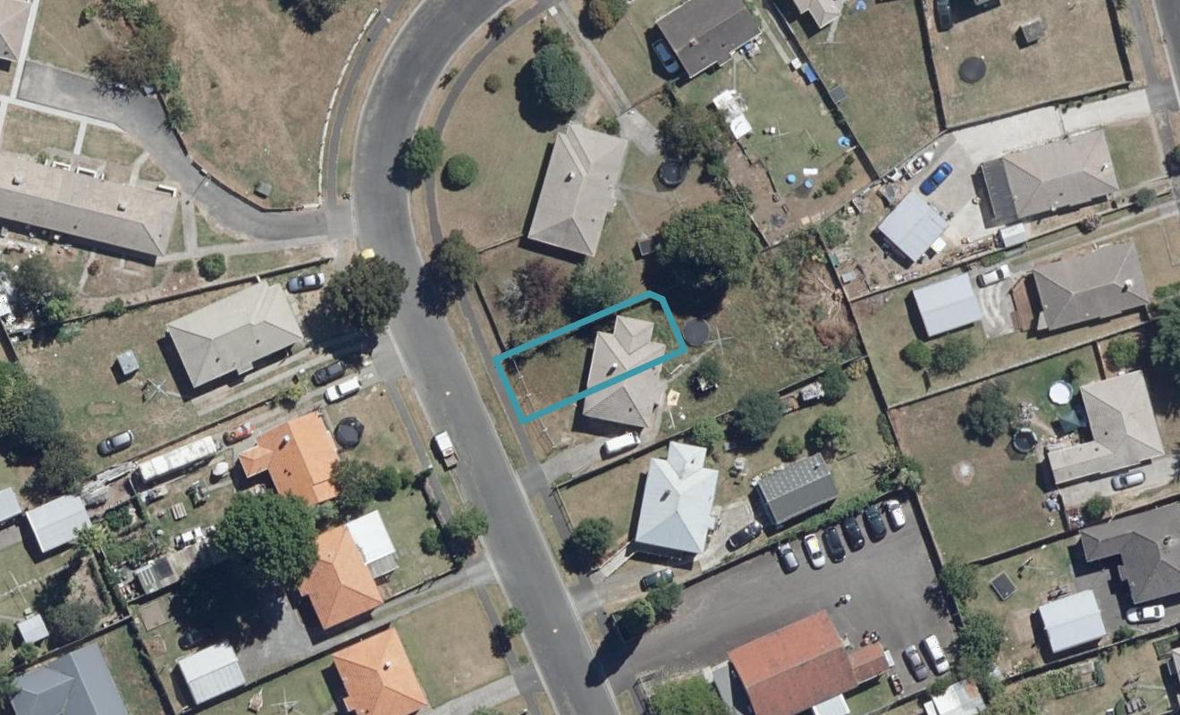 2/14 Ross Crescent, Fairfield, Hamilton - Carousel 1