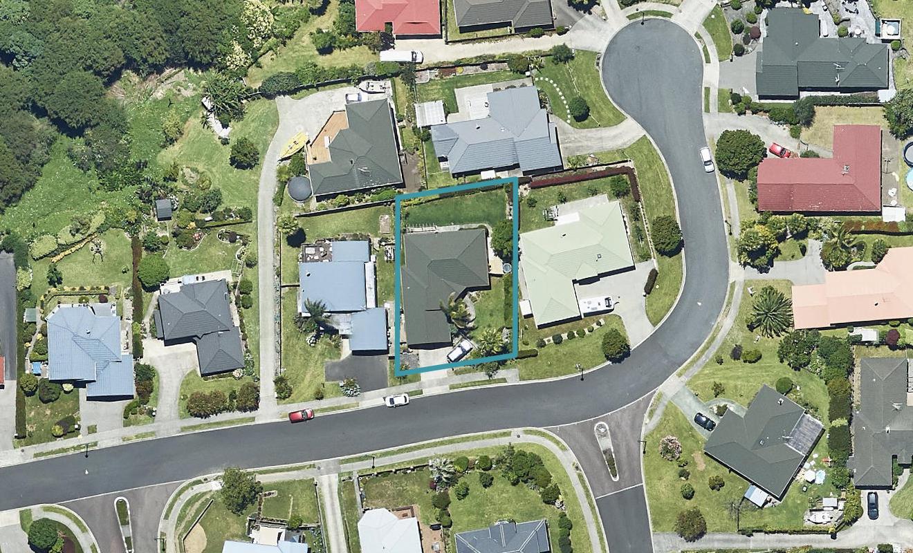 9 Maddison Place, Welcome Bay, Tauranga - Carousel 1
