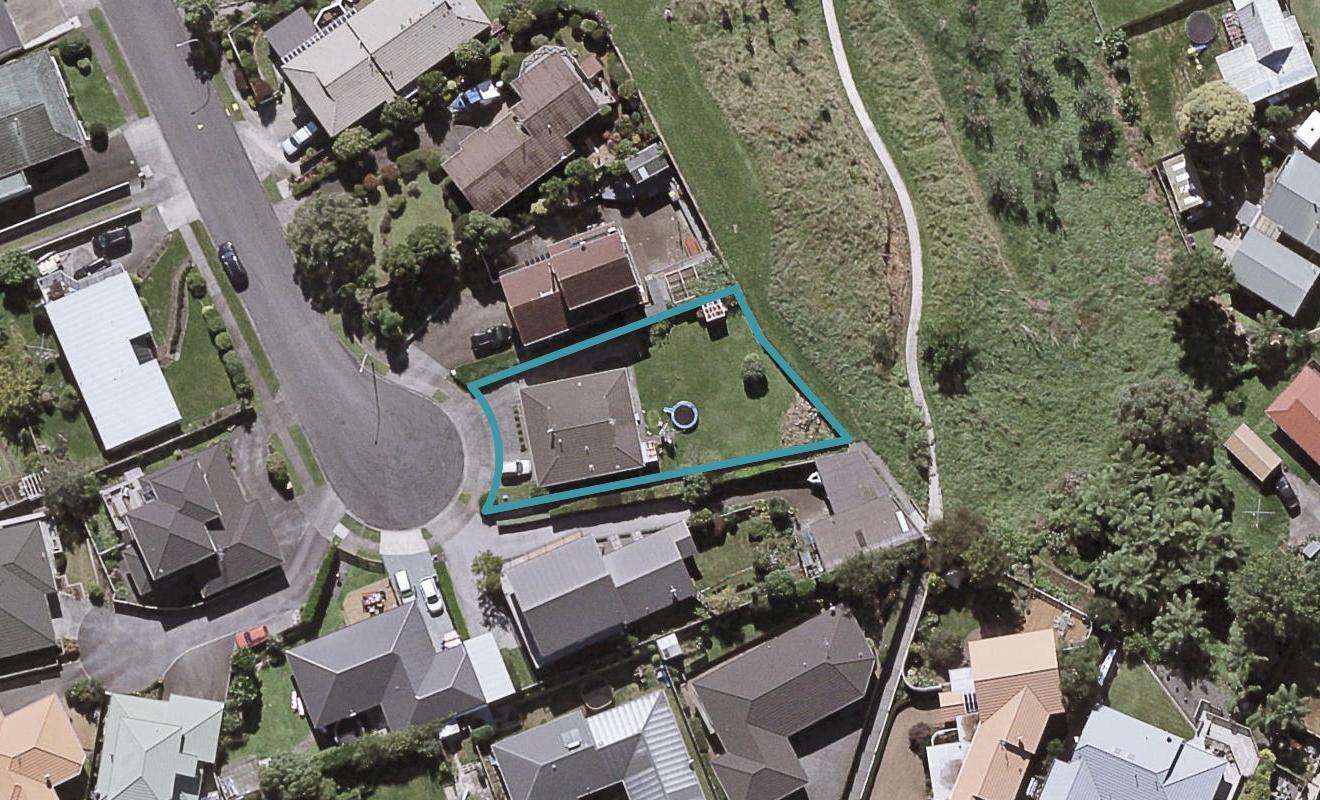 2/21 Kellyville Heights, Merrilands, New Plymouth - Carousel 1