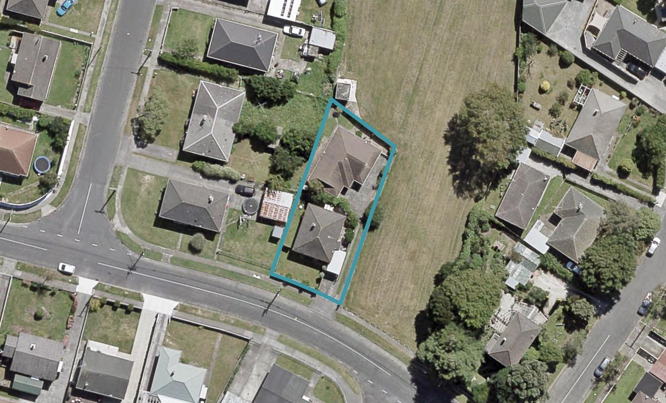 1/12 Burcham Street, Taita, Lower Hutt - Carousel 1