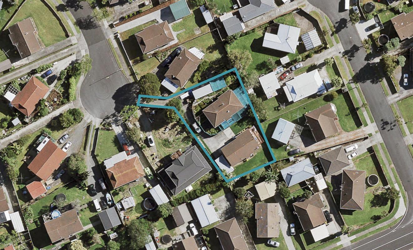 2/22 Bundena Place, Clendon Park, Auckland - Carousel 1