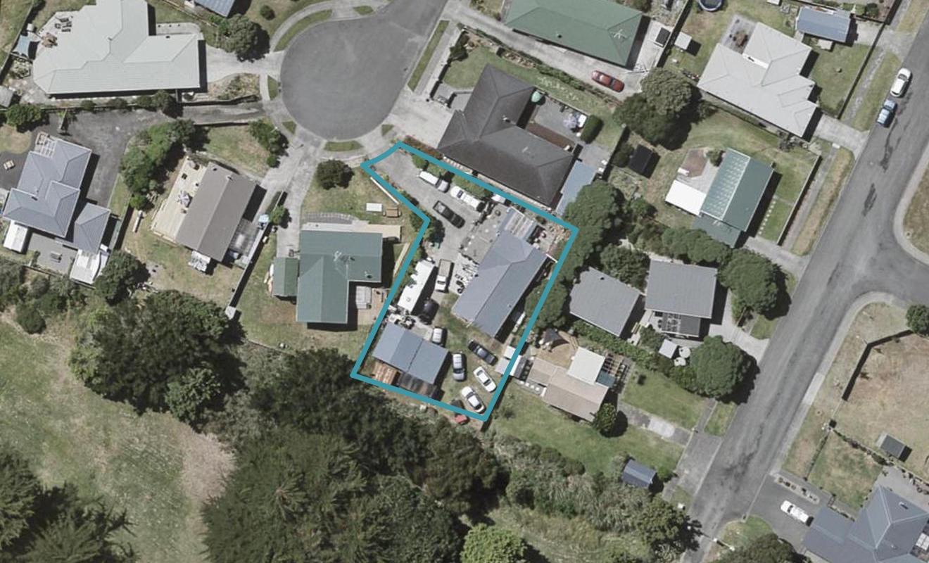 8 Caughley Place, Otaki Beach, Otaki - Carousel 1
