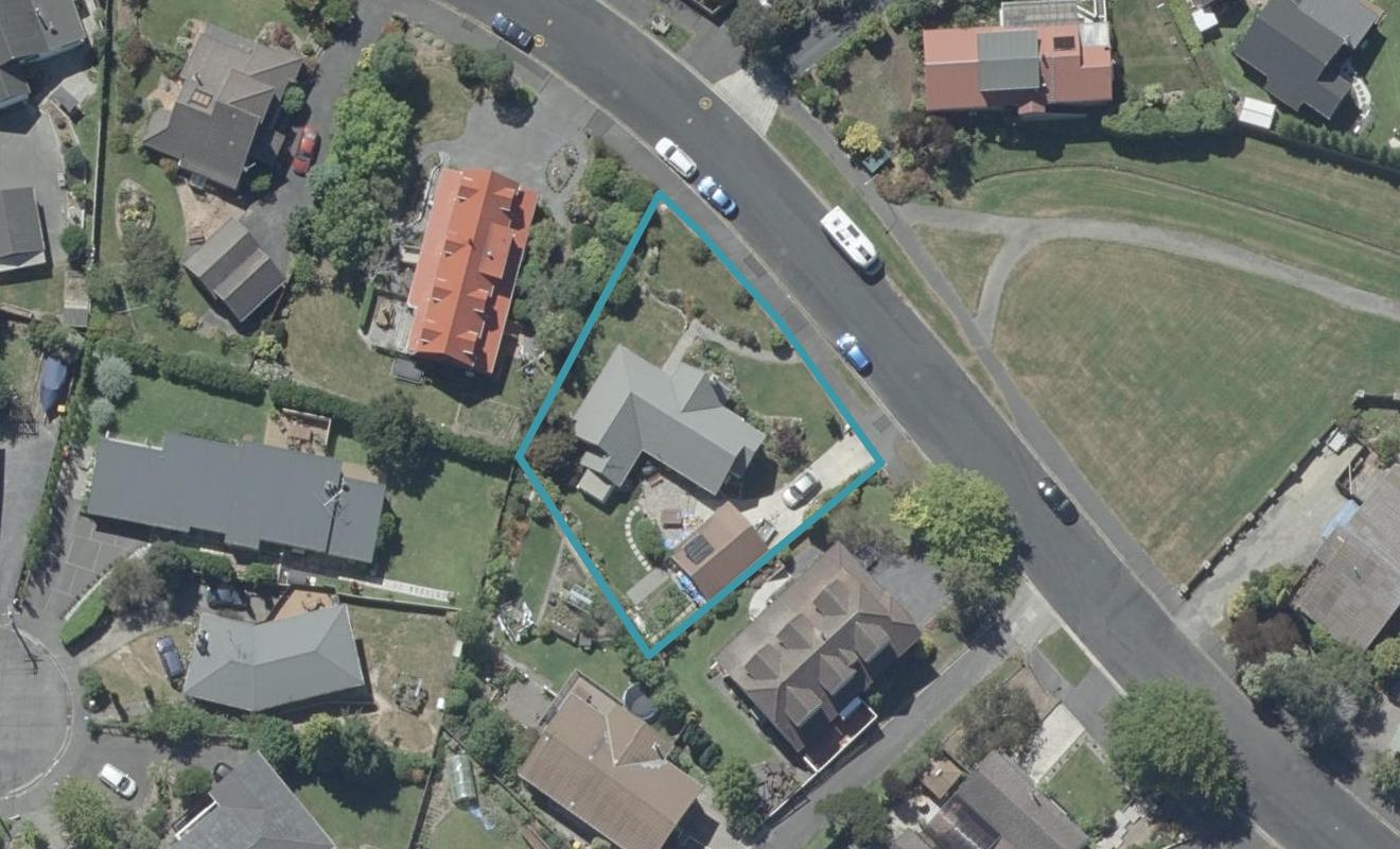 91 Glenross Street, Glenross, Dunedin - Carousel 1