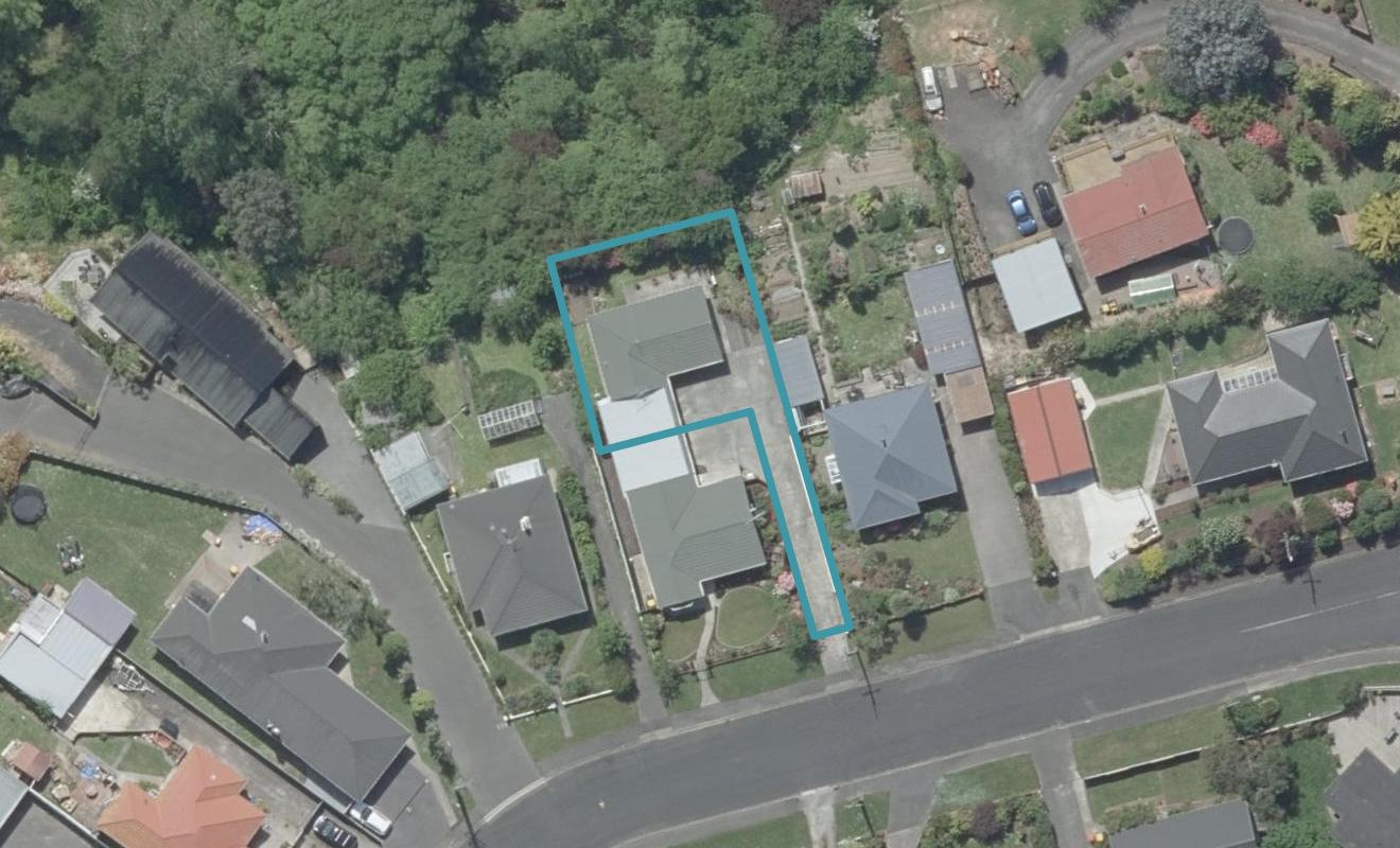 2/137 Martin Road, Fairfield, Dunedin - Carousel 1