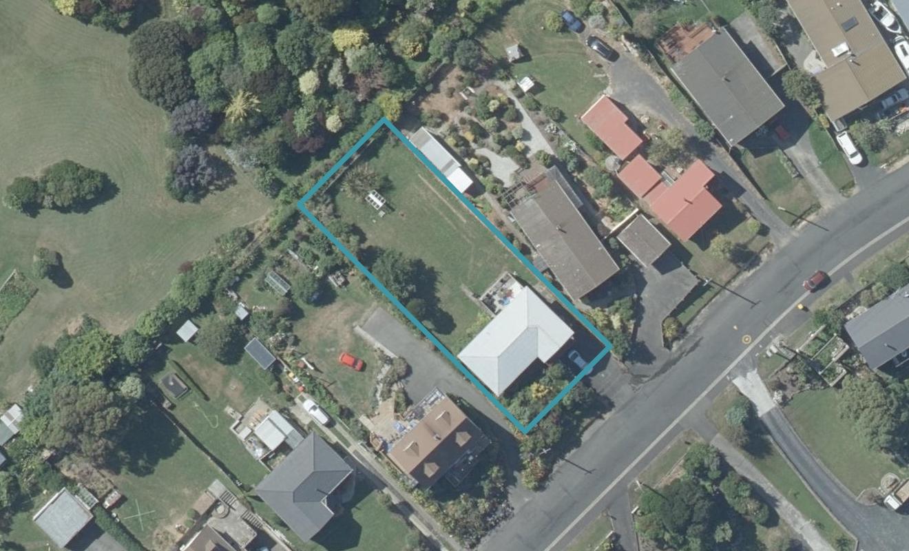 27 Bennett Road, Ocean View, Dunedin - Carousel 1
