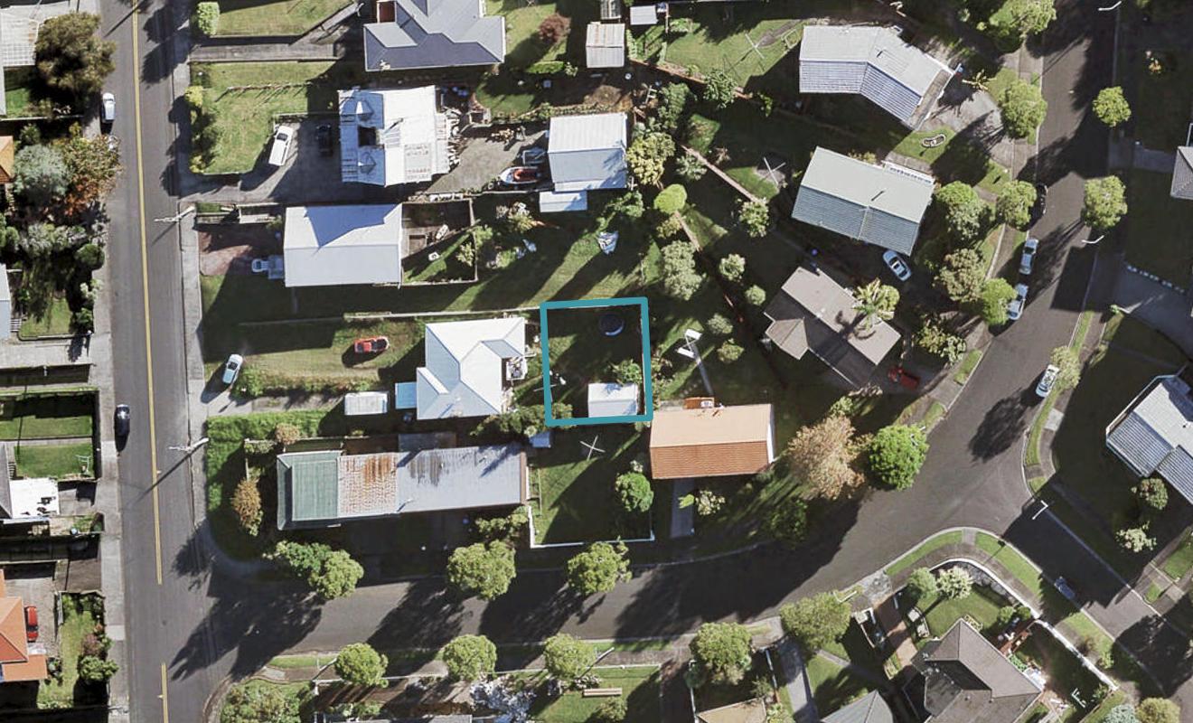 110D Whitney Street, New Windsor, Auckland - Carousel 1