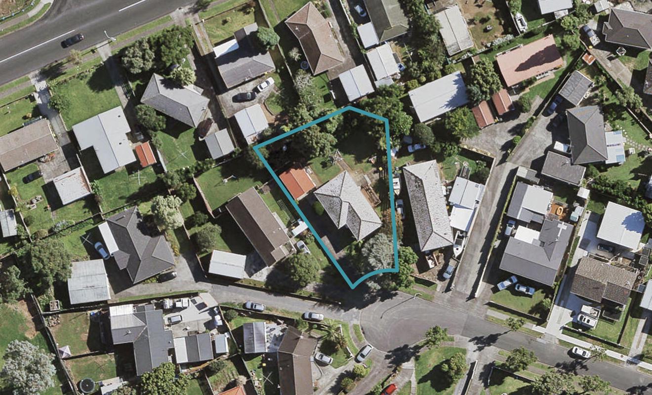 13 Awakino Place, Manurewa, Auckland - Carousel 1