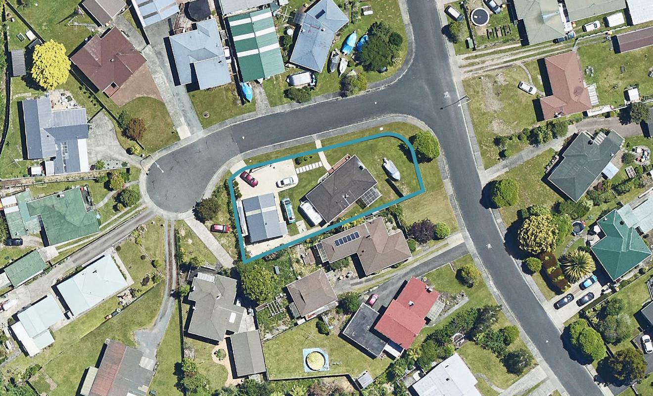 2 Kelly Street, Utuhina, Rotorua - Carousel 1