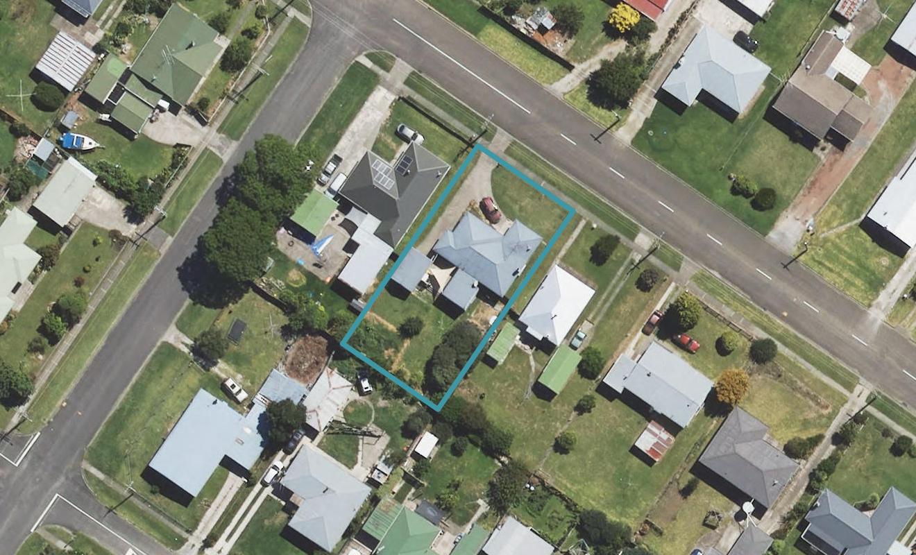 19 Huxley Road, Outer Kaiti, Gisborne - Carousel 1