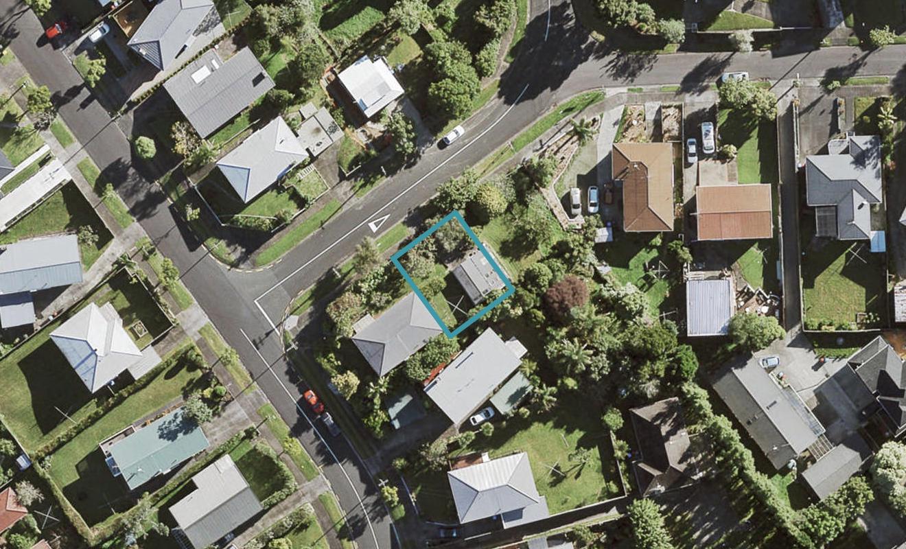 40 Laburnum Road, New Windsor, Auckland - Carousel 1