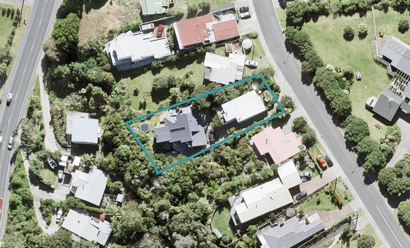 15 Roberts Road, Matakatia, Whangaparaoa - Carousel 1
