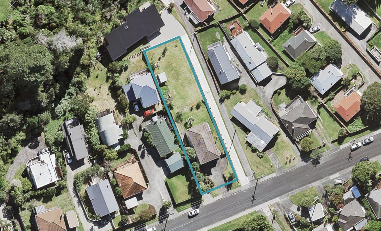 46 Verran Road, Birkdale, Auckland - Carousel 1