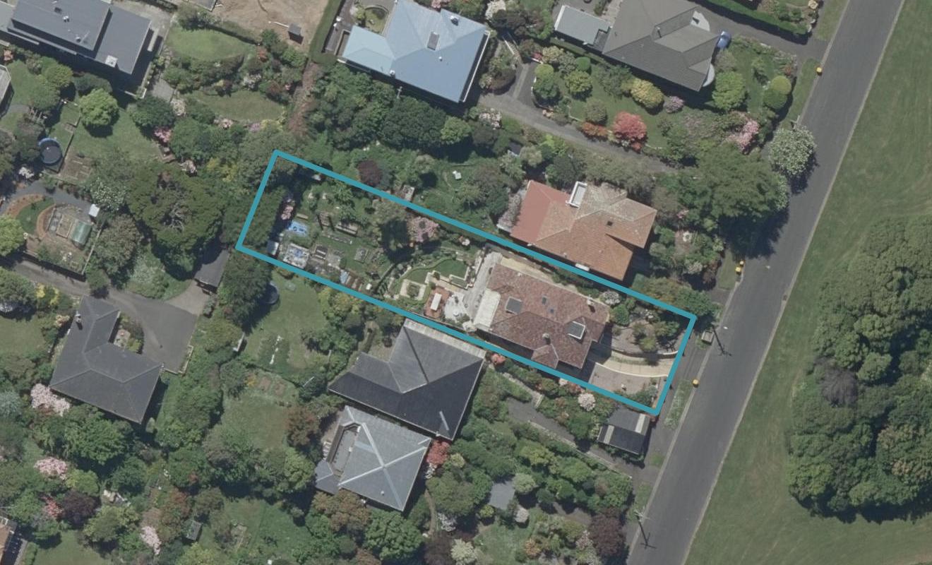 25 Harcourt Street, Belleknowes, Dunedin - Carousel 1