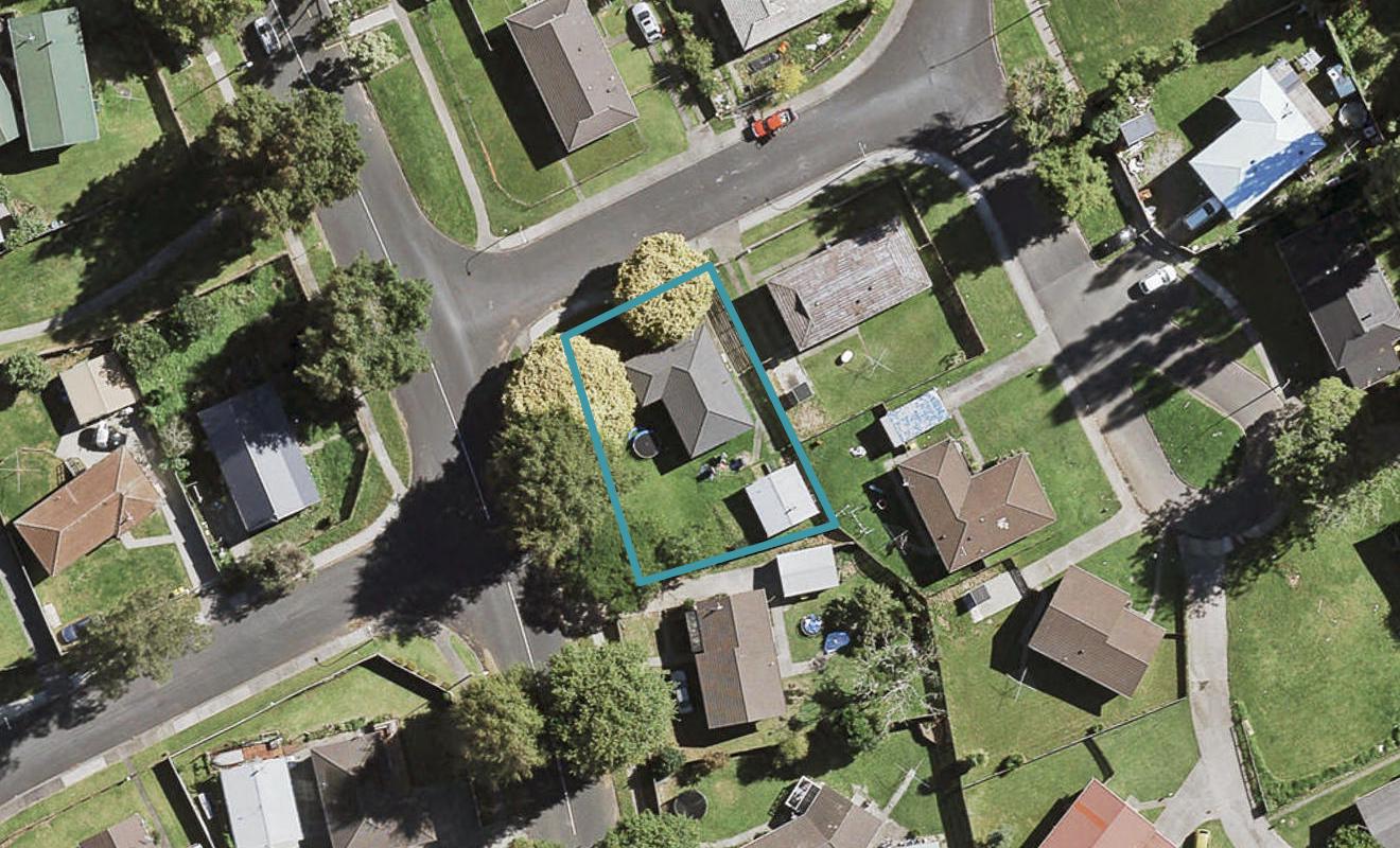 1 Game Place, Red Hill, Papakura - Carousel 1