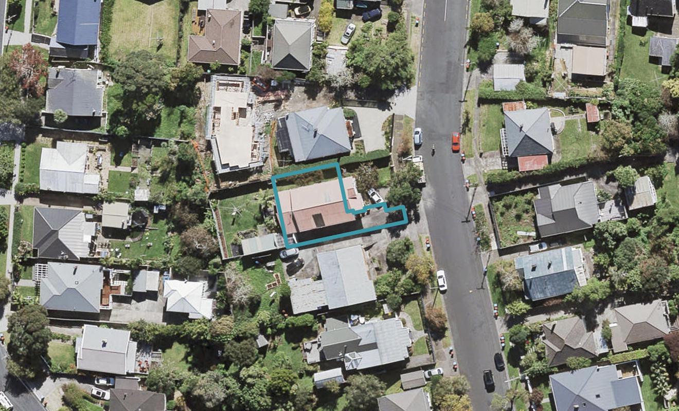 50C Mountain View Road, Morningside, Auckland - Carousel 1