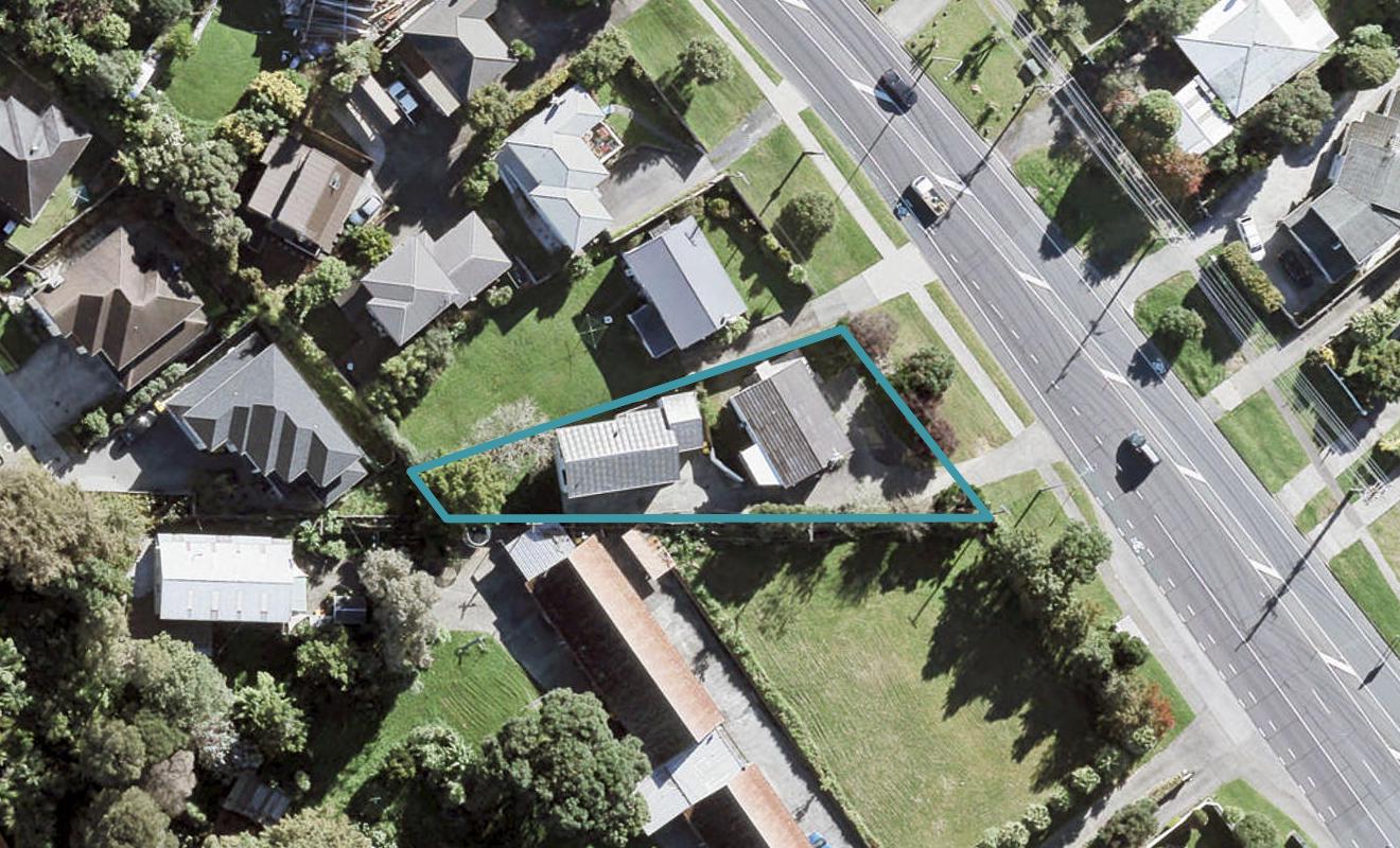 2/962 East Coast Road, Northcross, Auckland - Carousel 1