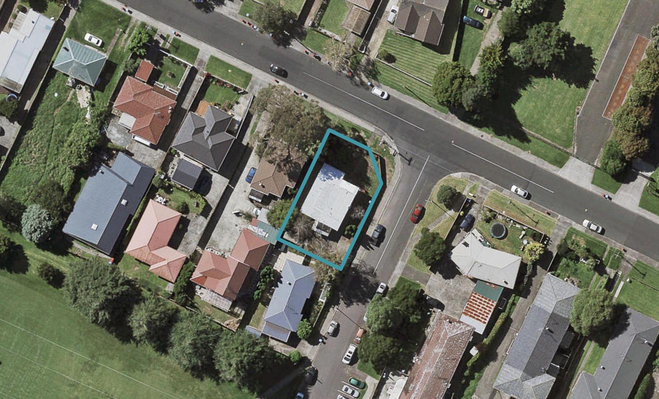 52 Banks Road, Mount Wellington, Auckland - Carousel 1