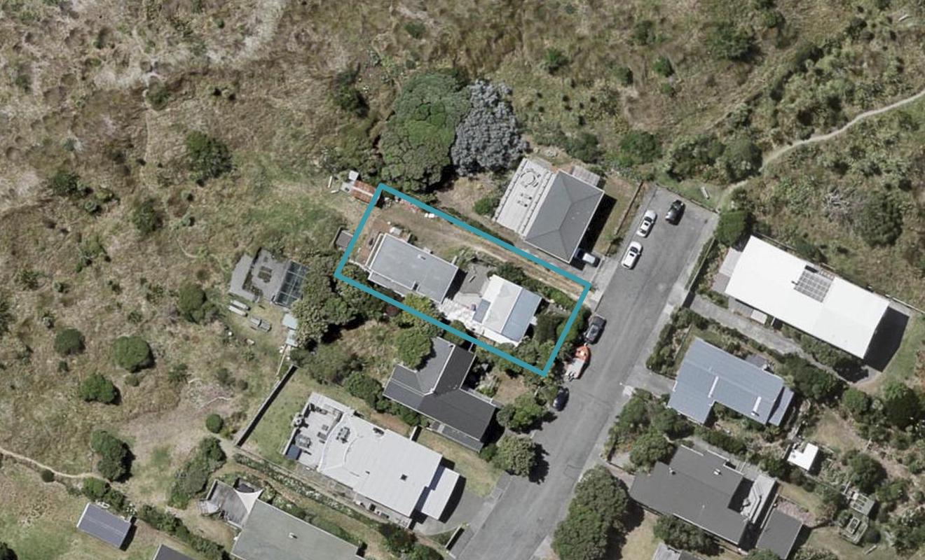 3 Moana Street, Otaki Beach, Otaki - Carousel 1