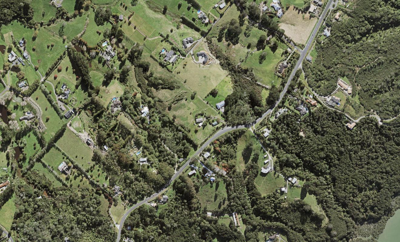 296 Paremoremo Road, Paremoremo, Auckland - Carousel 1