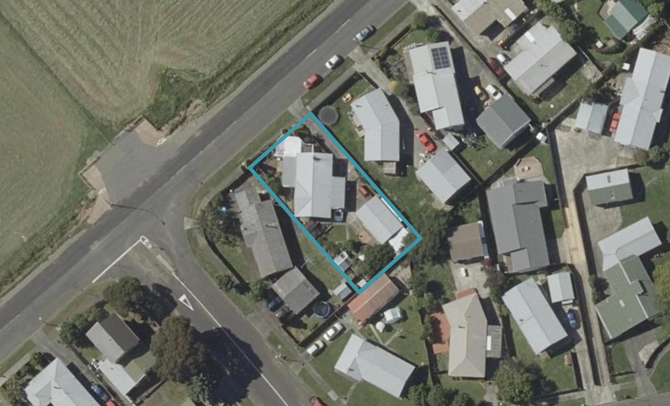 11 Flygers Line, Milson, Palmerston North - Carousel 1