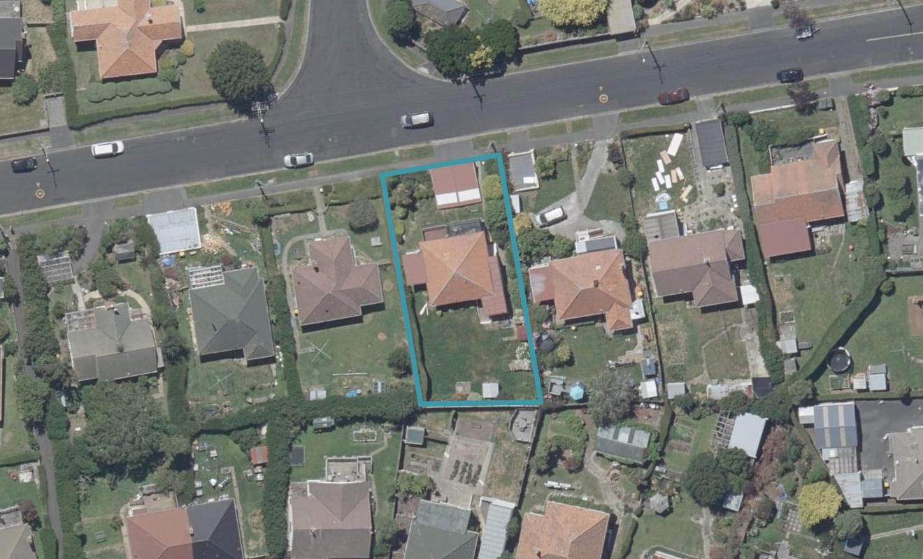 36 Mayfield Avenue, Wakari, Dunedin - Carousel 1