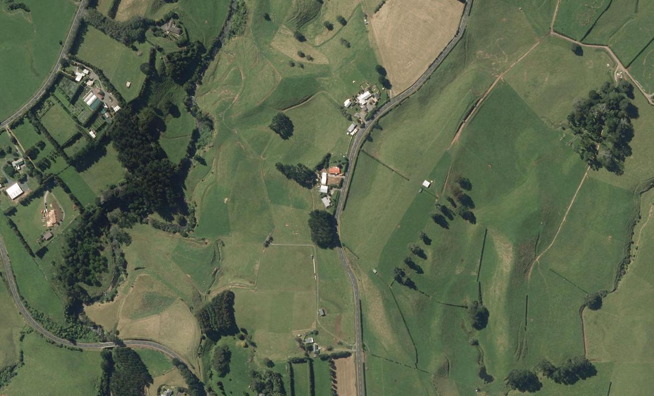 904 Mangorei Road, Mangorei, New Plymouth - Carousel 1
