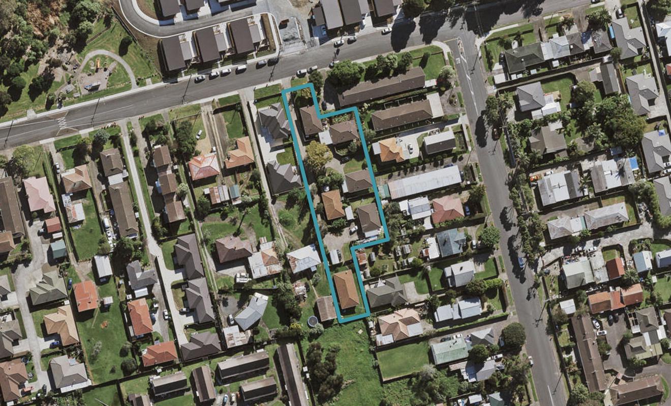 61 Luke Street, Otahuhu, Auckland - Carousel 1