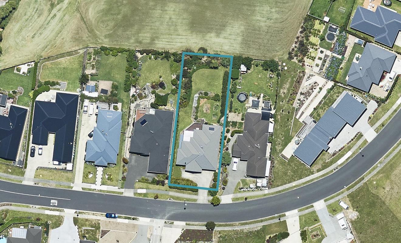 108 Oteki Park Drive, Welcome Bay, Tauranga - Carousel 1