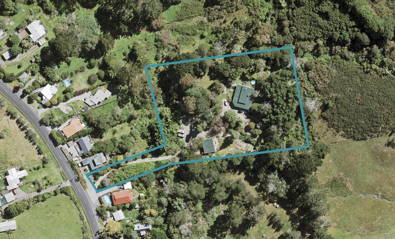 116 Candia Road, Henderson Valley, Auckland - Carousel 1