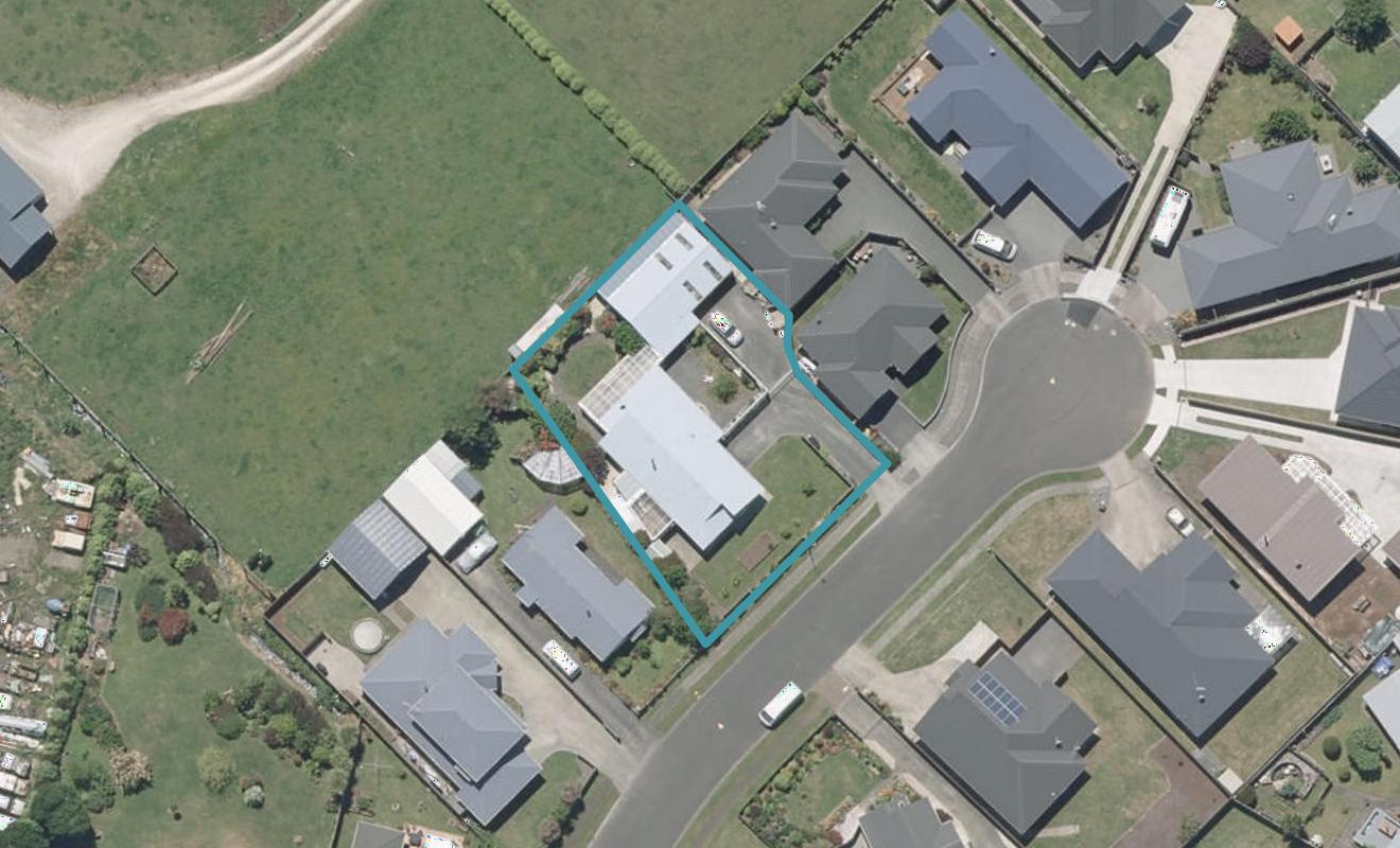15 Sherwood Place, Springvale, Whanganui - Carousel 1