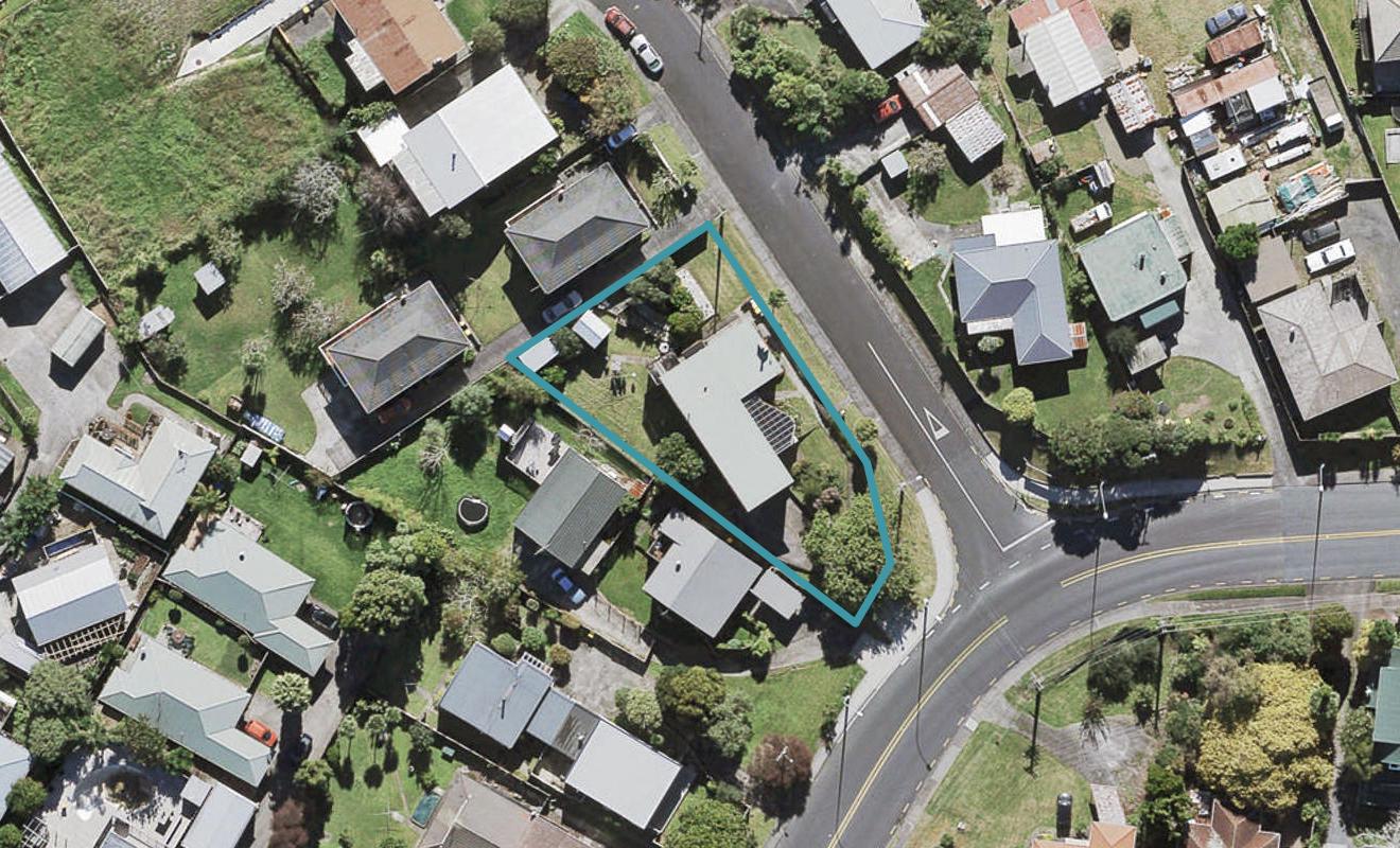 72 Mcleod Road, Te Atatu South, Auckland - Carousel 1