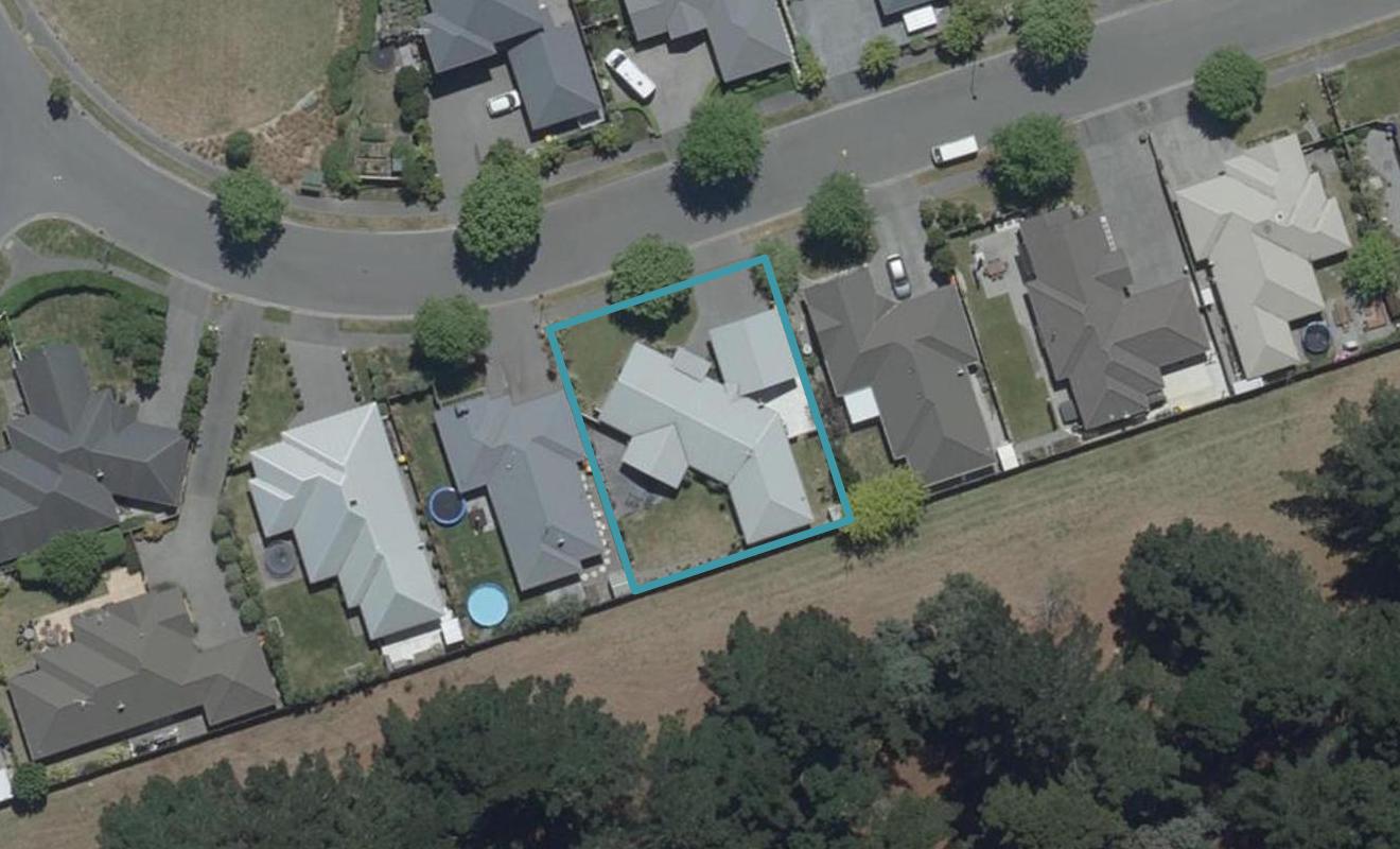 43 Pohutukawa Crescent, Parklands, Christchurch - Carousel 1