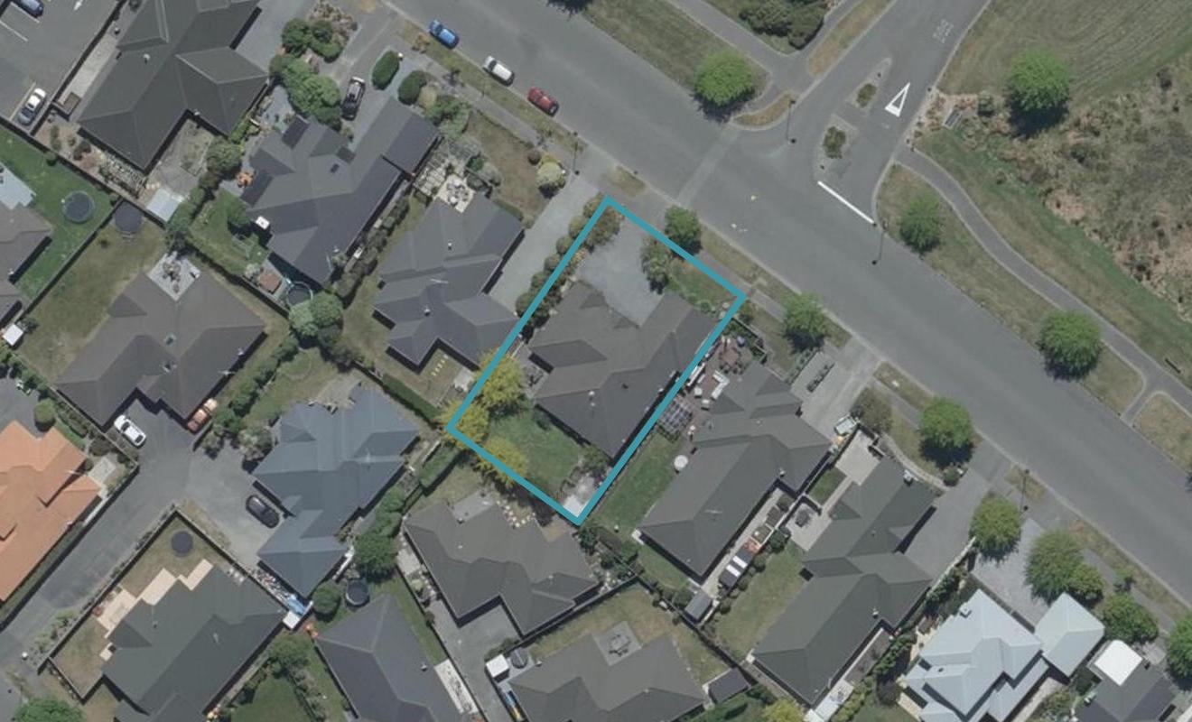 45 Putake Drive, Parklands, Christchurch - Carousel 1