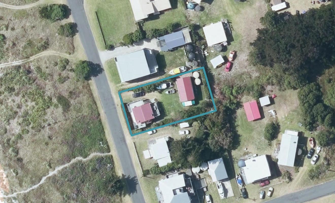 21 Moana Drive, Māhia - Carousel 1