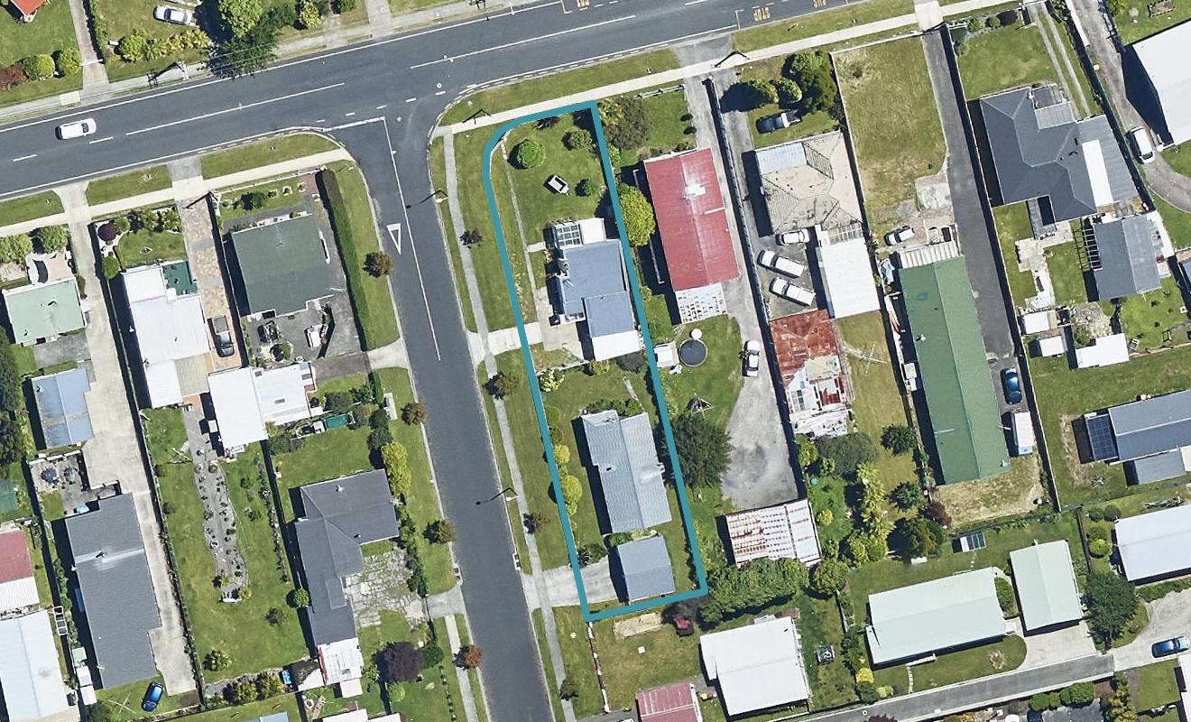 27 Kawaha Point Road, Fairy Springs, Rotorua - Carousel 1