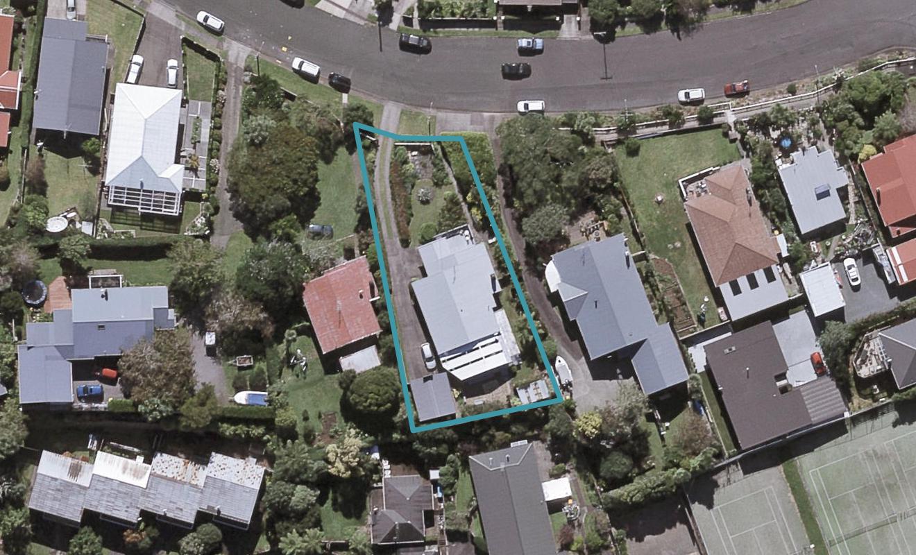 50 Waiwaka Terrace, Strandon, New Plymouth - Carousel 1