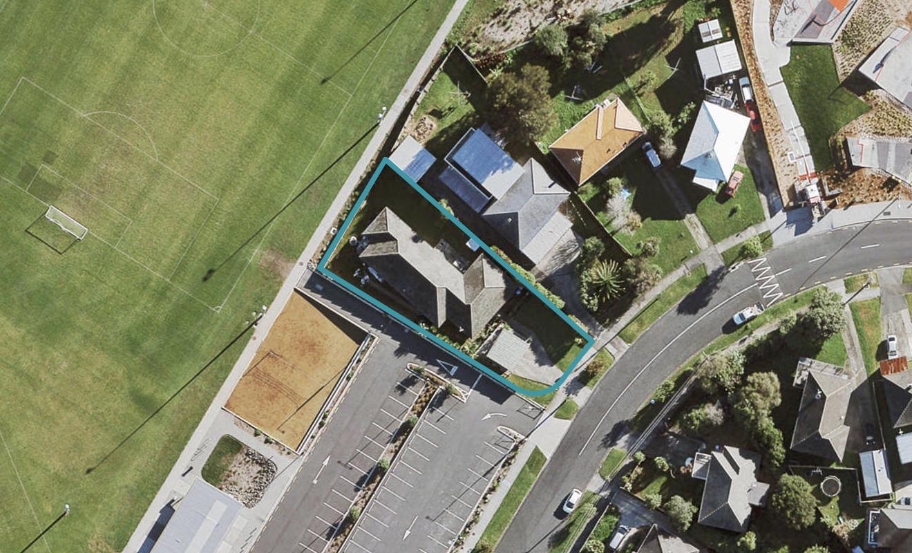 23 Valonia Street, New Windsor, Auckland - Carousel 1