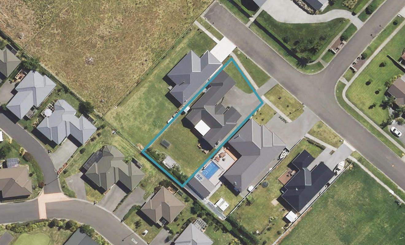 54 Sterling Park, Lytton West, Gisborne - Carousel 1