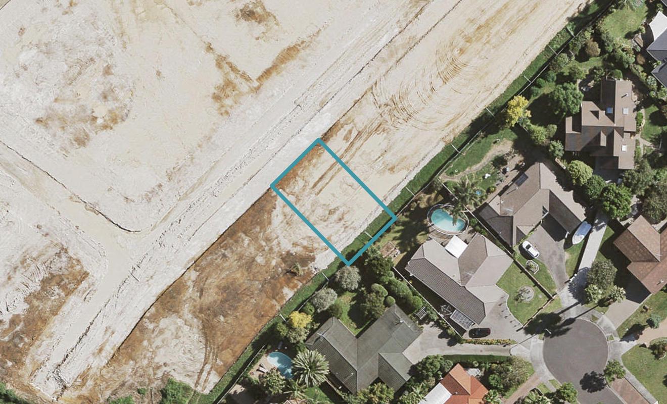 24 Waituarua Drive, Takanini, Auckland - Carousel 1