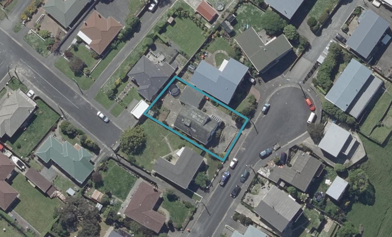 69 Spencer Street, Andersons Bay, Dunedin - Carousel 1