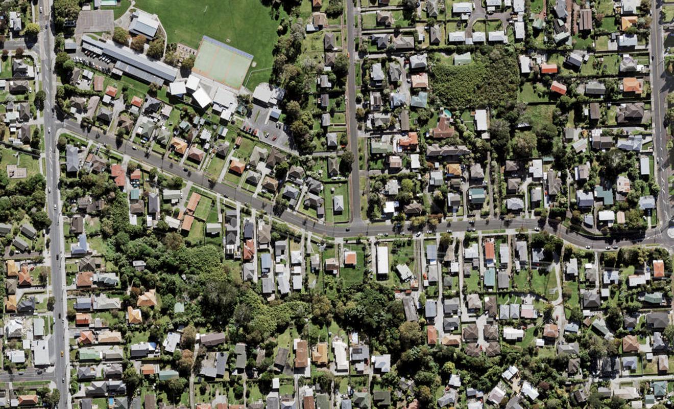 29 Hertford Street, Blockhouse Bay, Auckland - Carousel 1