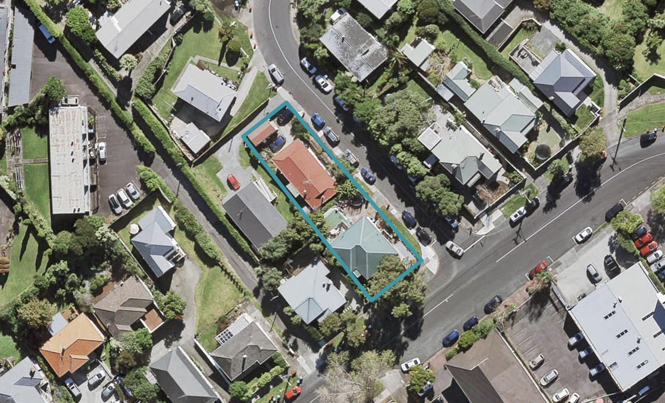 2A Don Croot Street, Morningside, Auckland - Carousel 1