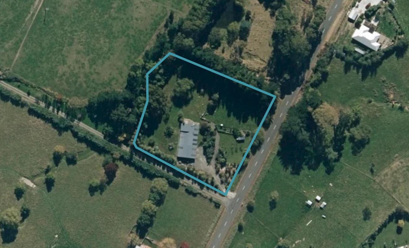 326 White Road, Otane - Carousel 1