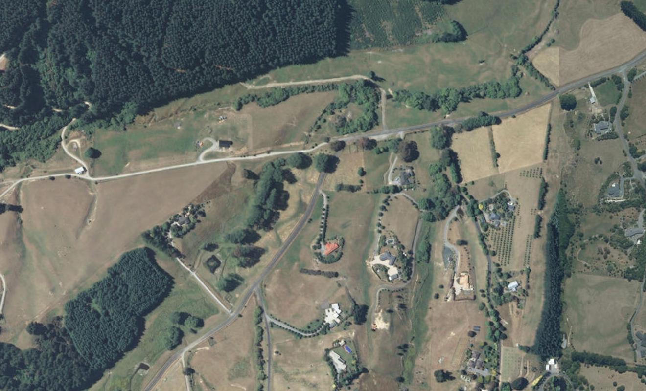 9 Redwood Park Road, Redwood Valley - Carousel 1