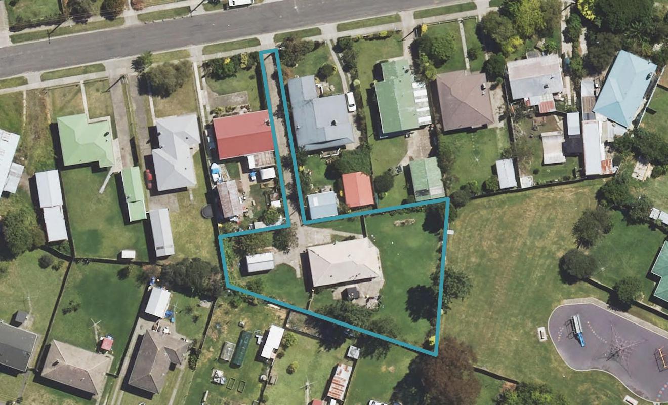 14 Glasgow Crescent, Kaiti, Gisborne - Carousel 1