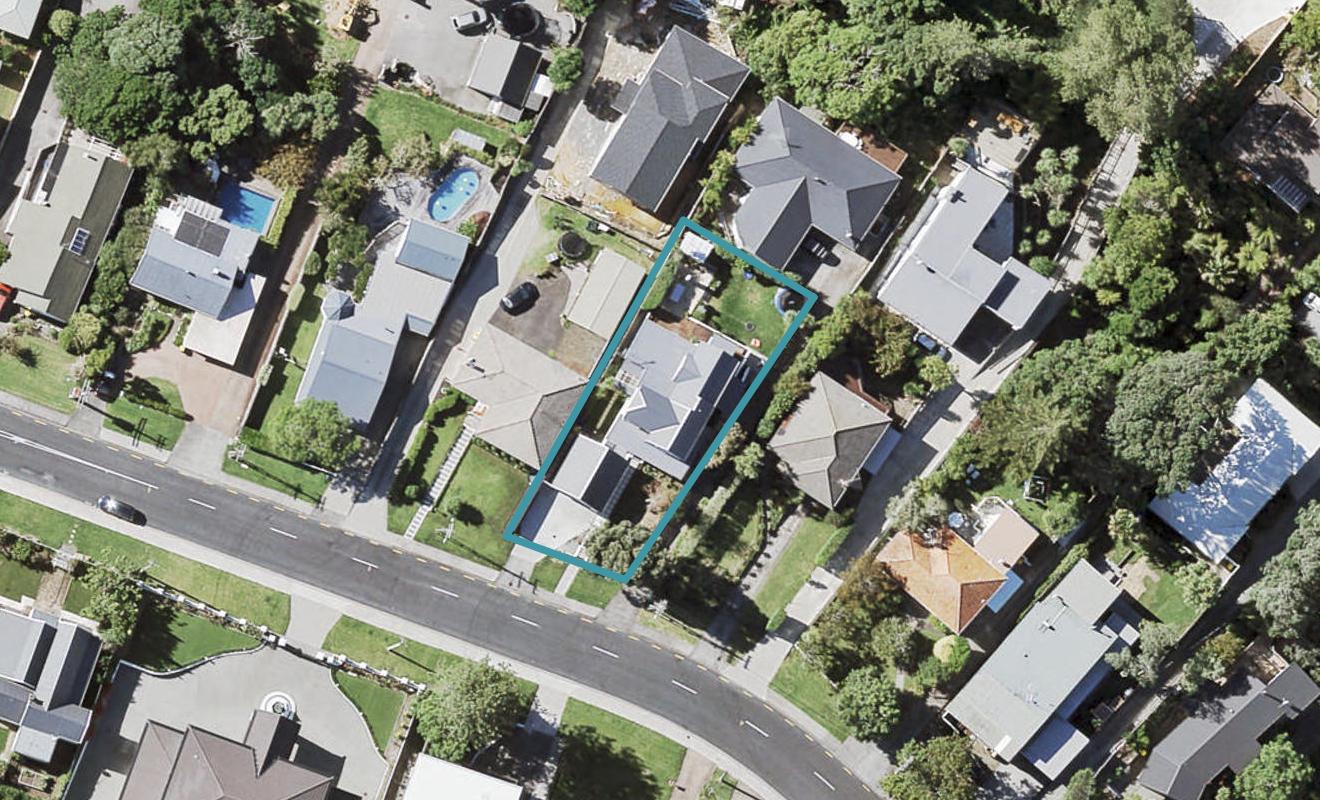 66 Beach Road, Mellons Bay, Auckland - Carousel 1