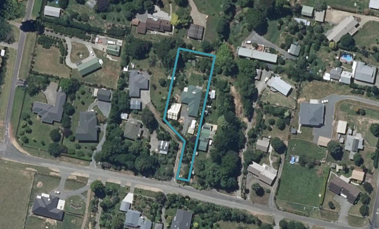 32 Victoria Terrace, Ohau, Levin - Carousel 1